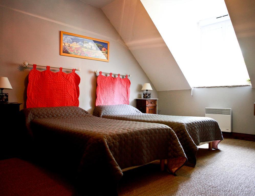 Domaine De La Vallee Aux Pages Bed and Breakfast Paray-Douaville Esterno foto